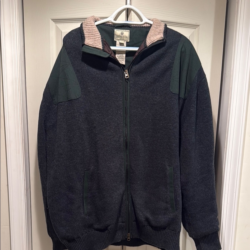 Beretta Men's Gray and Green Zip-Up Shooting Sweater